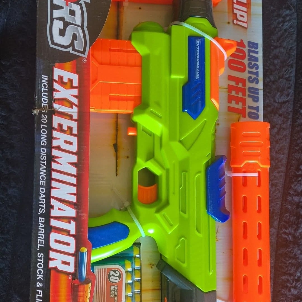 Exterminator Blaster - Green and Orange